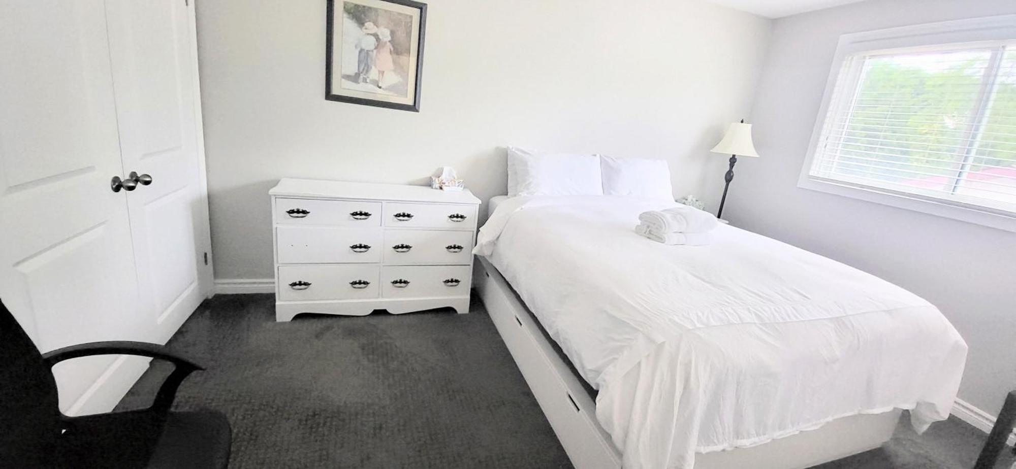 Cozy Home In Niagara-On-The-Lake Екстериор снимка